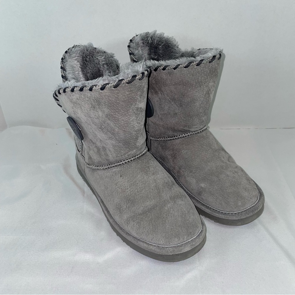 Lamo Button‎ Side Booties